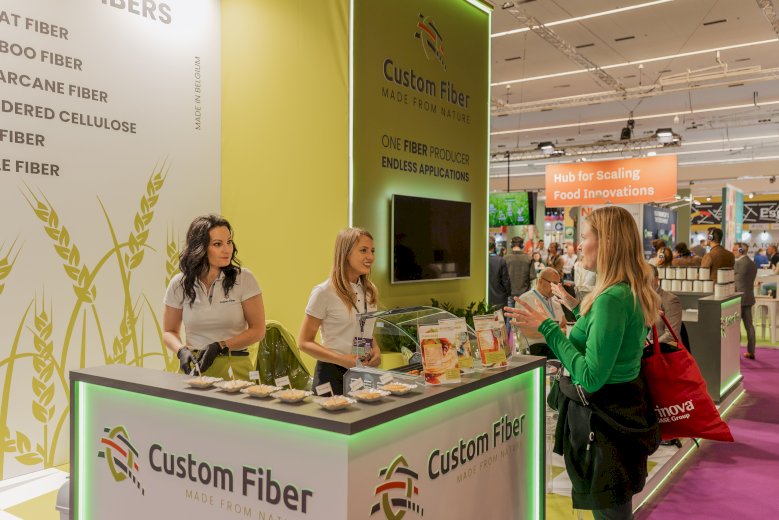 🌍 CustomFiber podbija Paryż na FIE 2025! #2